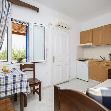 Joanna Apartment Mikri Vigla