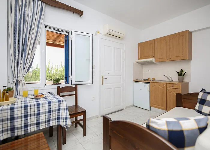 Joanna Daire Mikri Vigla