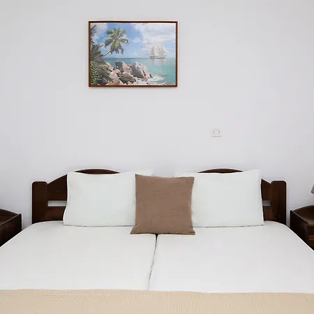 Joanna Apartment *